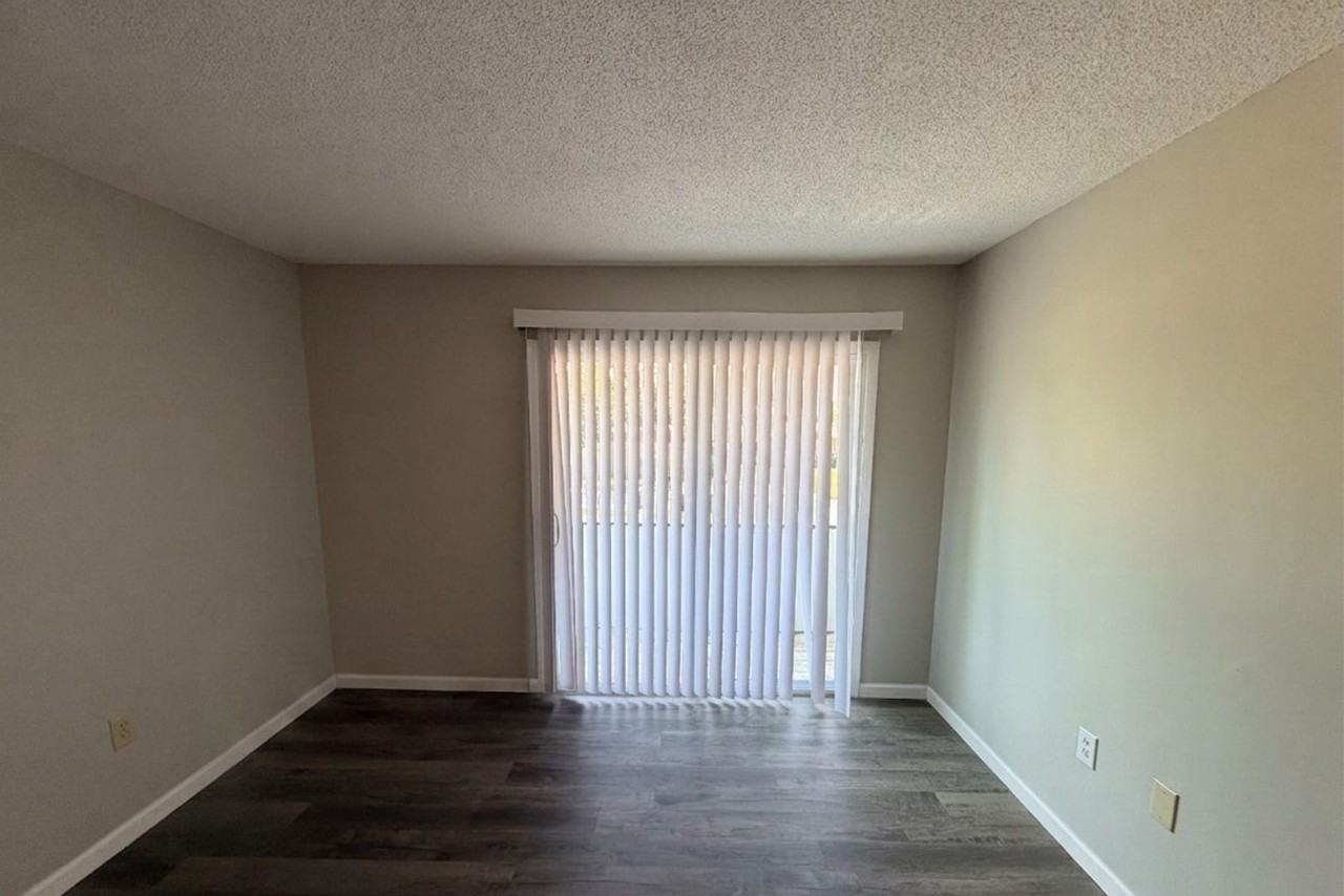 4114 Oak Dr #7 - Photo 2 of 13