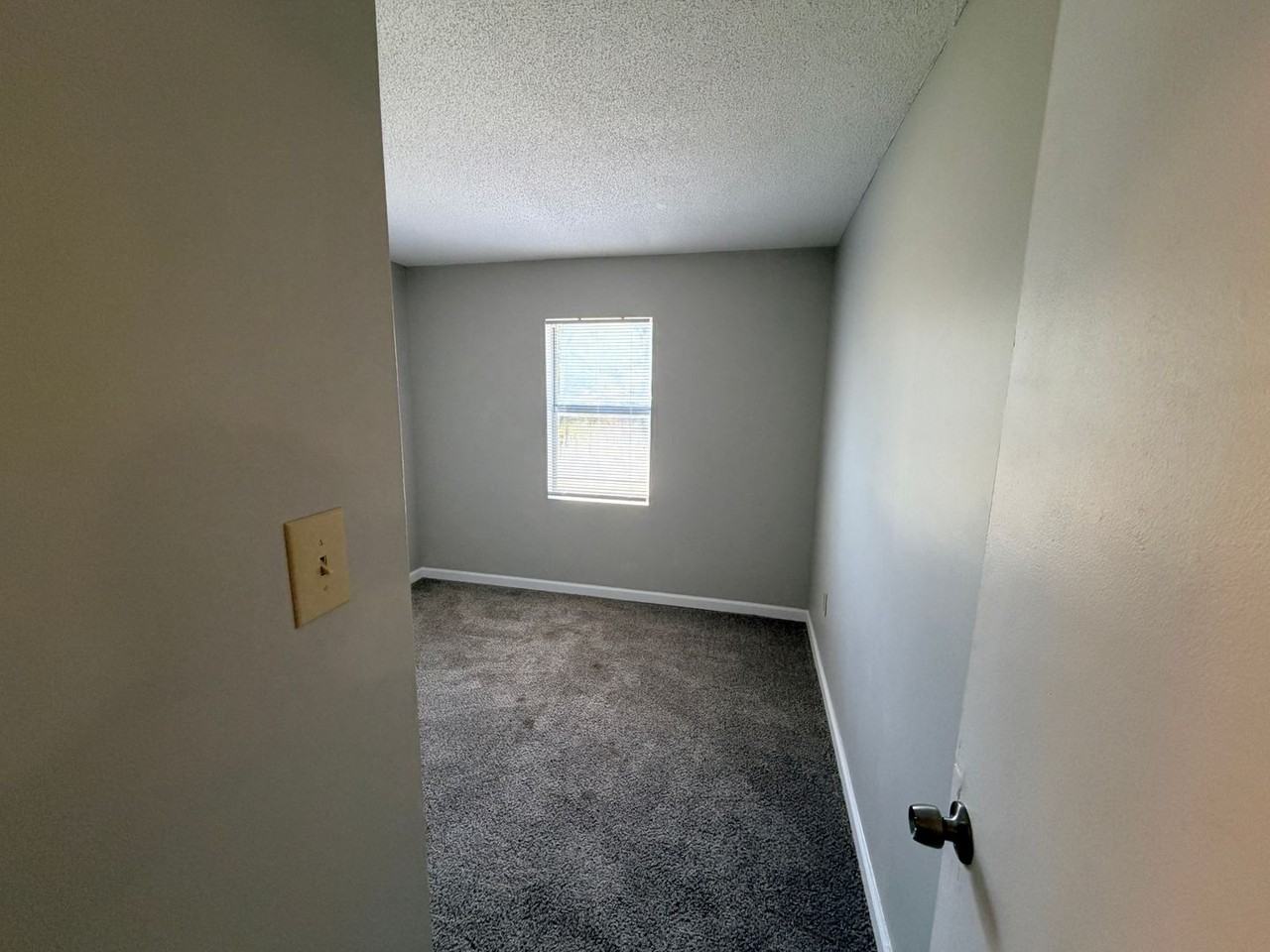 4114 Oak Dr #7 - Photo 3 of 13