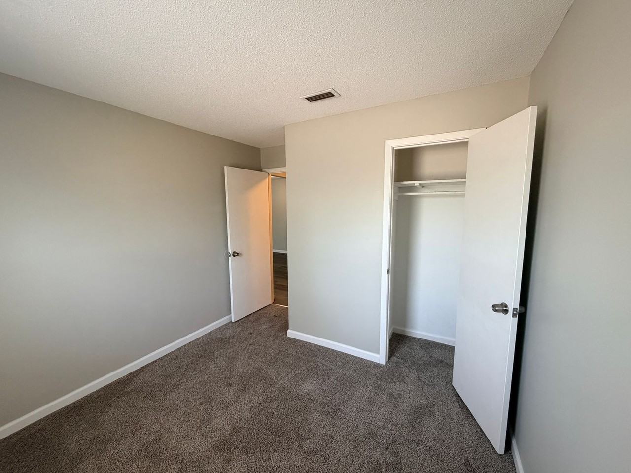 4114 Oak Dr #7 - Photo 4 of 13