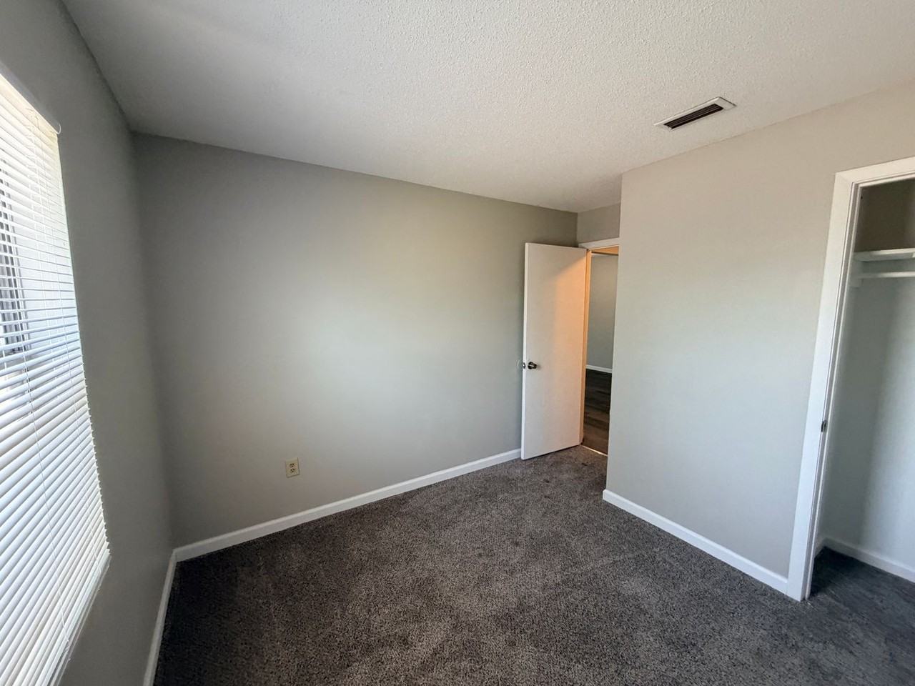 4114 Oak Dr #7 - Photo 5 of 13