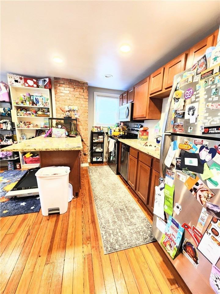 1301 S Braddock Ave #2 - Photo 5 of 6
