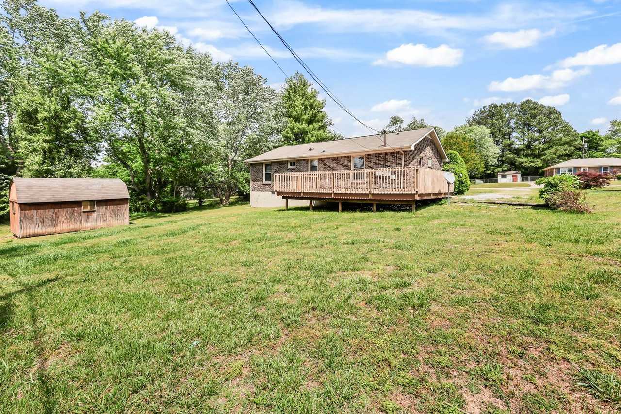 3104 Spring Creek Ct - Photo 4 of 28