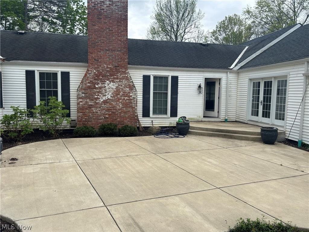 7050 Wilson Mills Rd - Photo 7 of 31