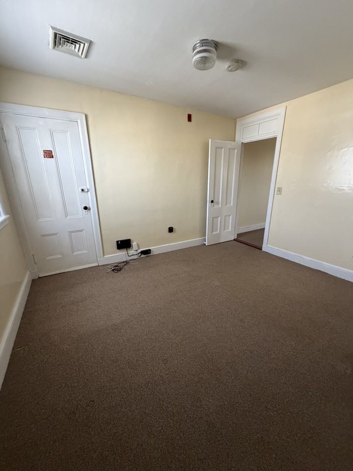 153 Garden St - Photo 7 of 7