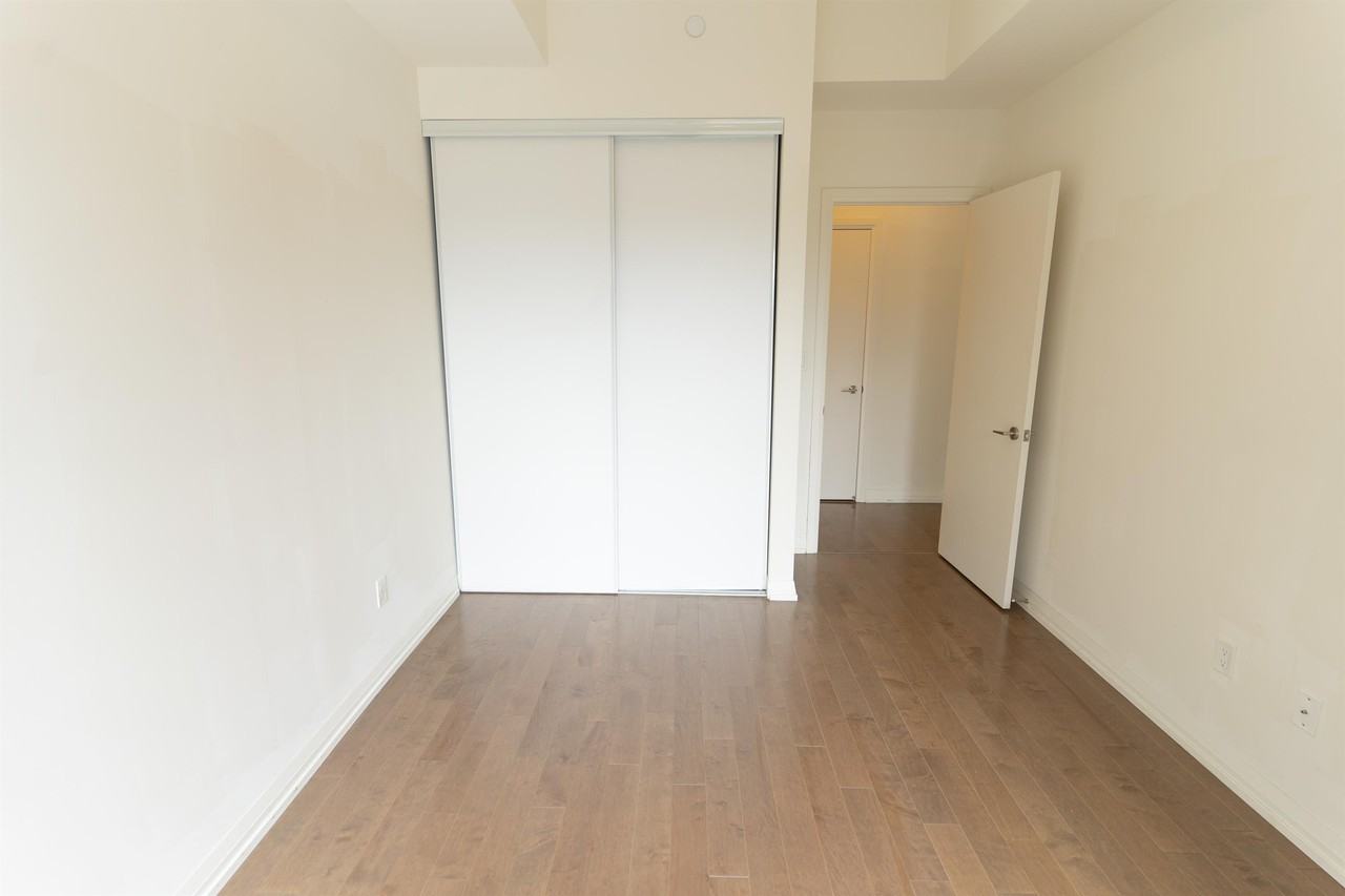 460 Apartment Building #912 - Photo 7 of 10