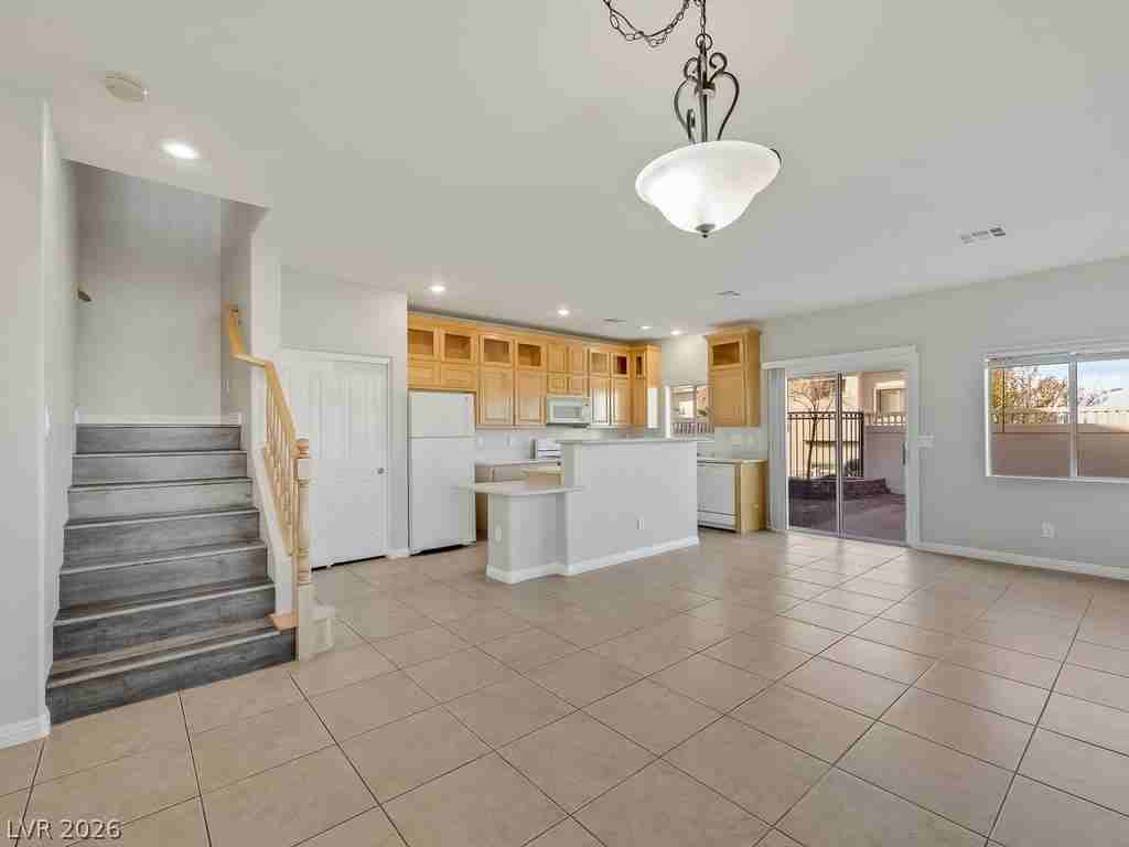 1087 Luna Eclipse Ln - Photo 7 of 31