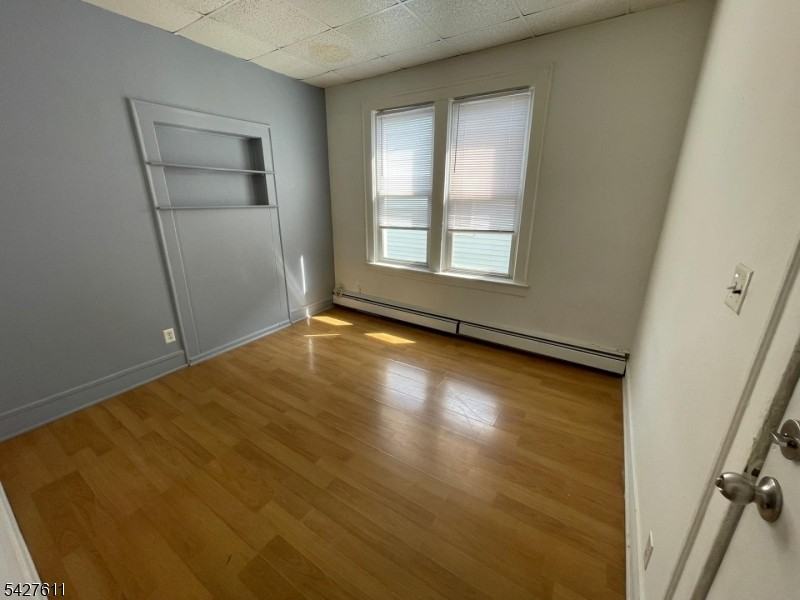 1425 Lexington Pl - Photo 4 of 14