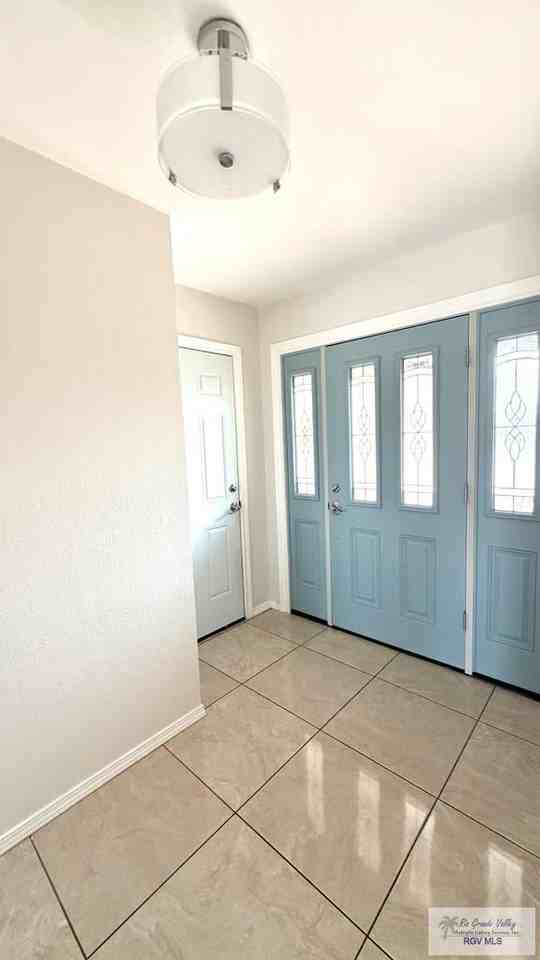 1587 Pinion Dr - Photo 5 of 25
