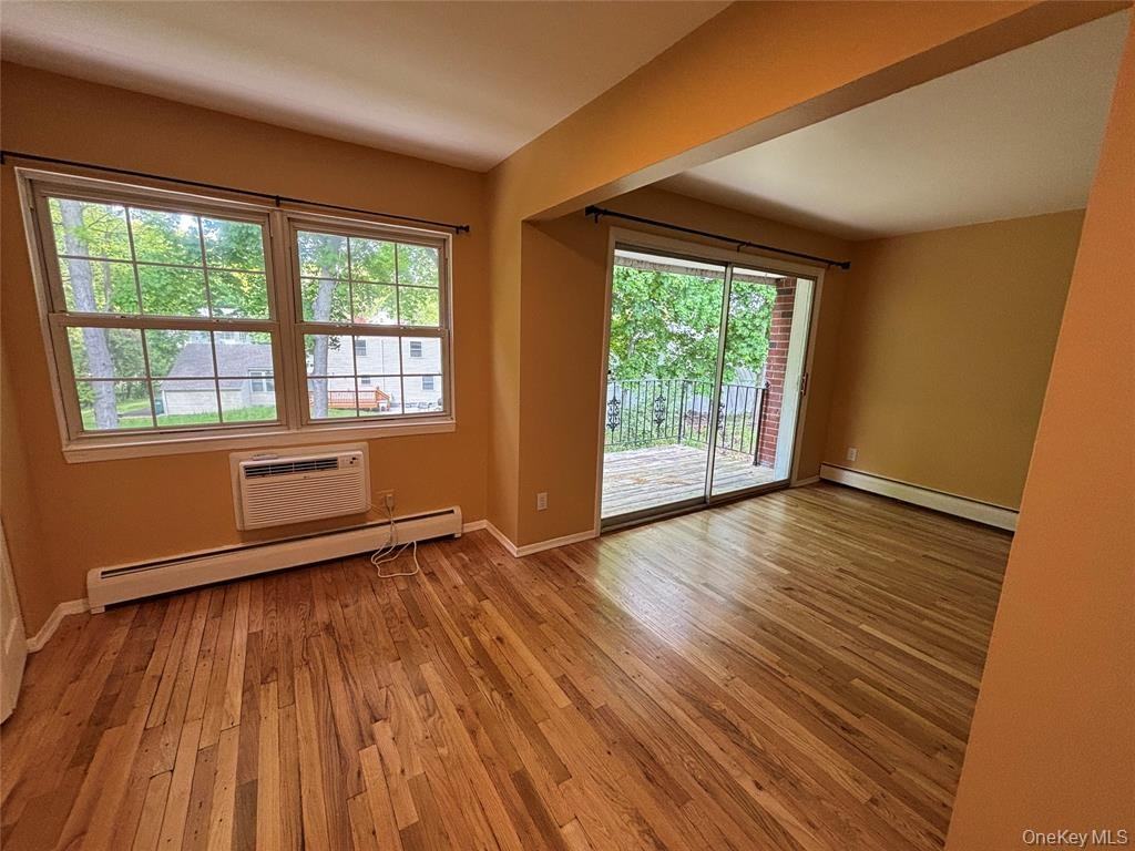 1 Colonial Rd - Photo 5 of 10