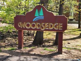15 Woodsedge Dr Apt 3b - Photo 1 of 1