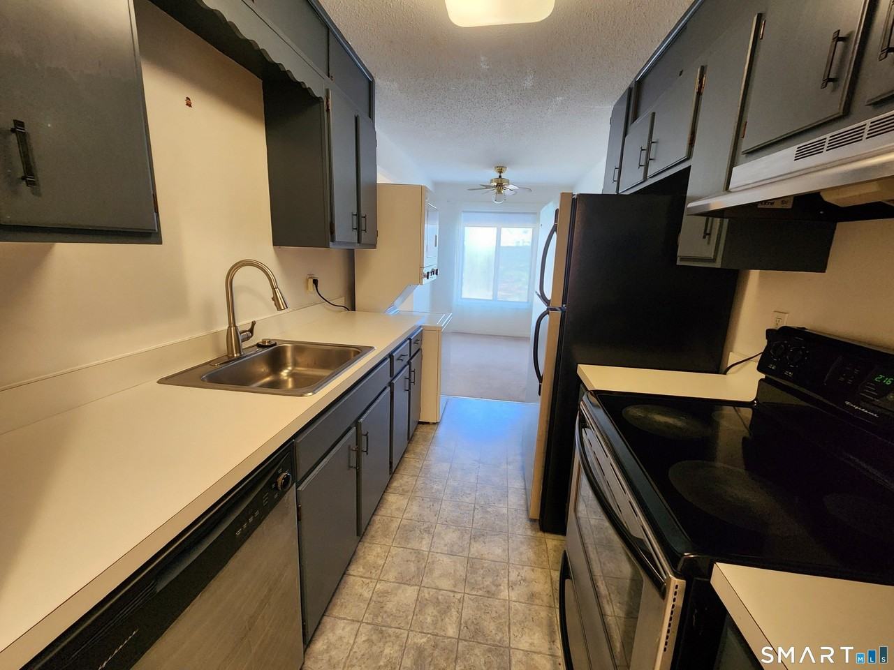 15 Woodsedge Dr Apt 3b - Photo 7 of 21
