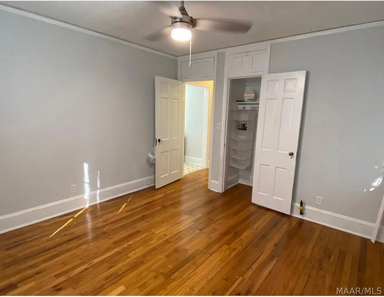 2028 Ridge Ave - Photo 4 of 18
