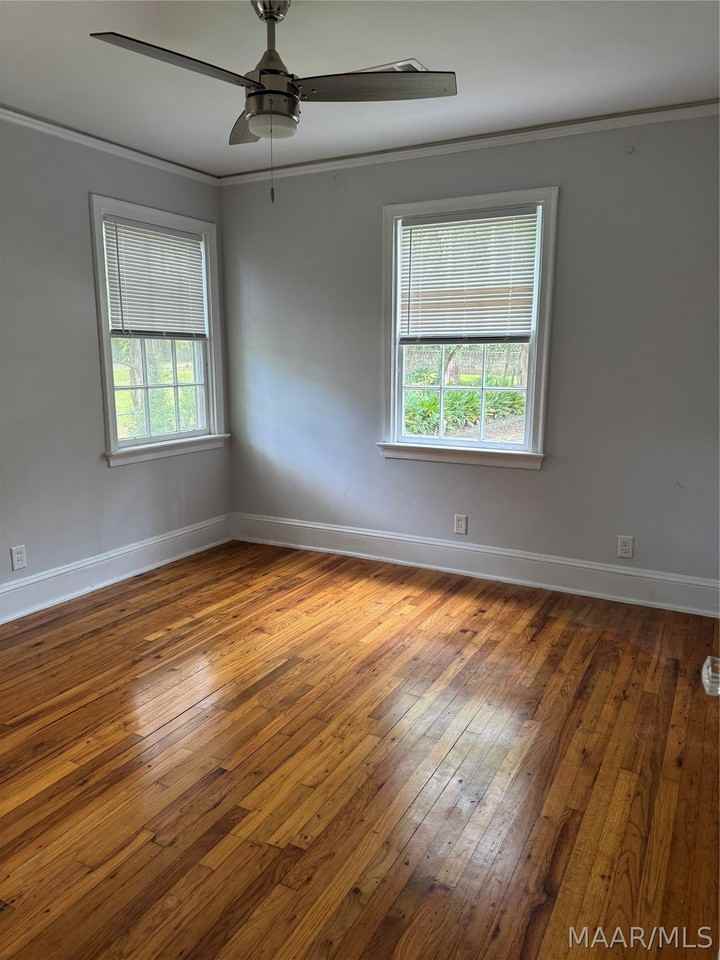 2028 Ridge Ave - Photo 7 of 18