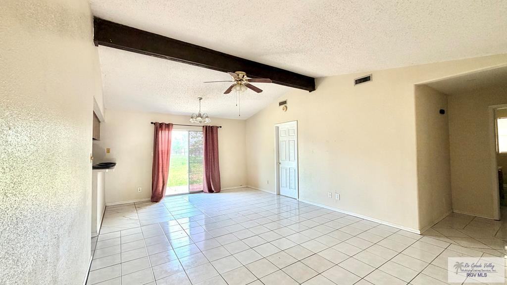 63 Calgary Ct - Photo 6 of 25