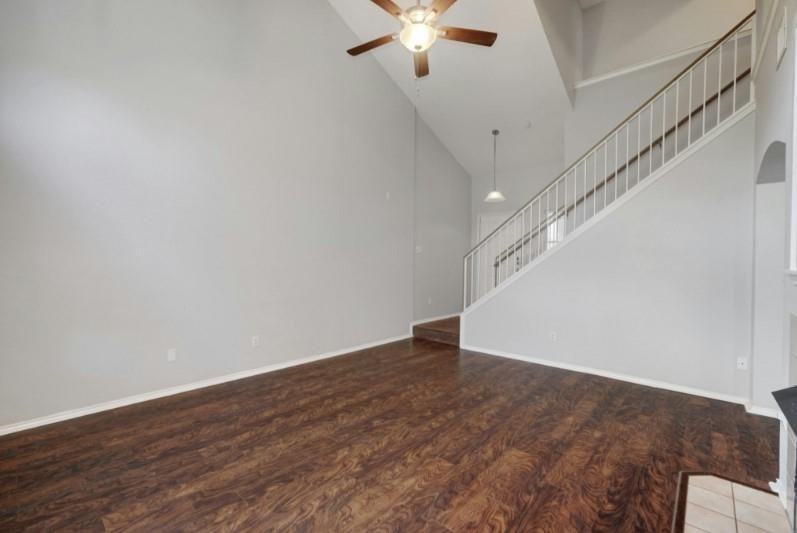 1017 Doras Dr - Photo 7 of 28