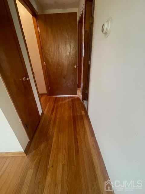 1160 Roosevelt Ave - Photo 6 of 14