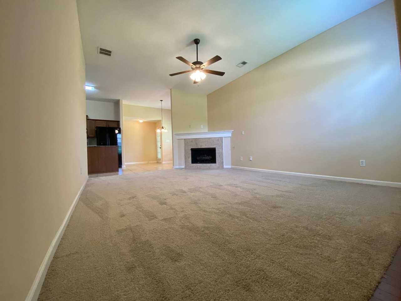 1475 Appling Walk Ln - Photo 3 of 28