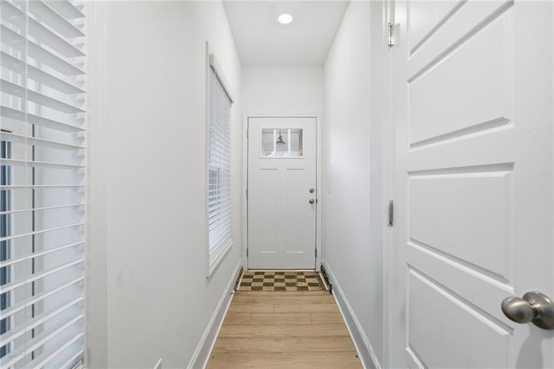 3158 Webb Rd - Photo 5 of 37