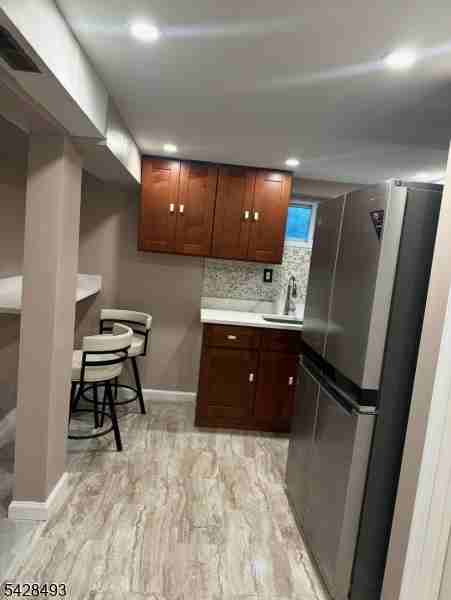 472 Boyden Ave - Photo 3 of 8