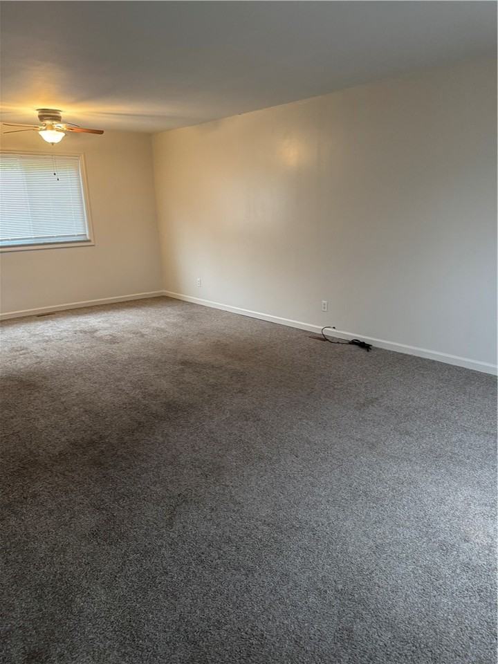 3644 Hermosa Dr - Photo 3 of 22