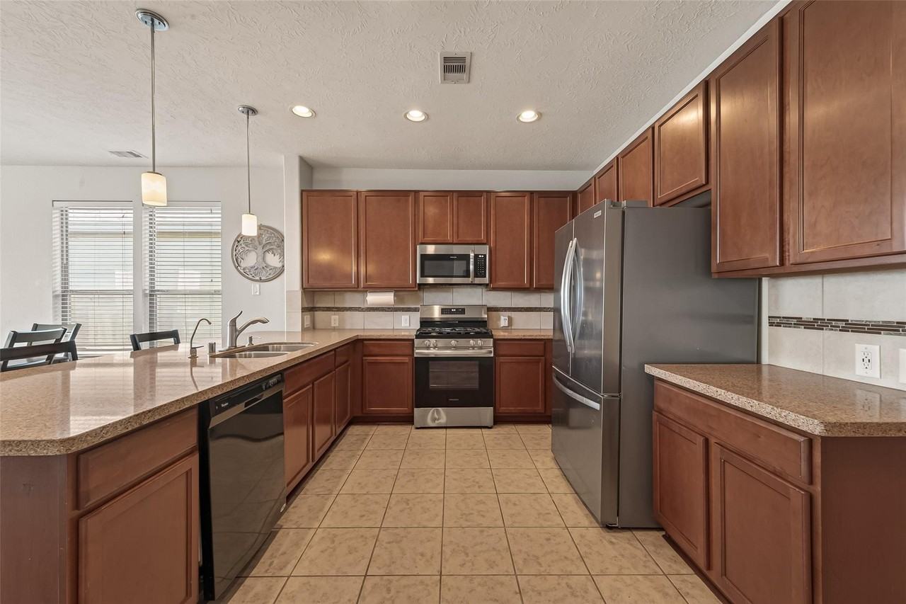 4418 Brinton Saddle Ln - Photo 3 of 29