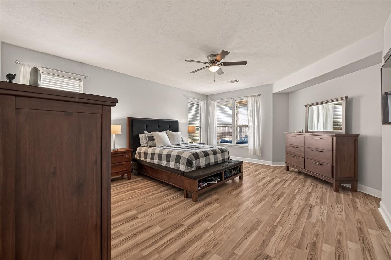 4418 Brinton Saddle Ln - Photo 4 of 29