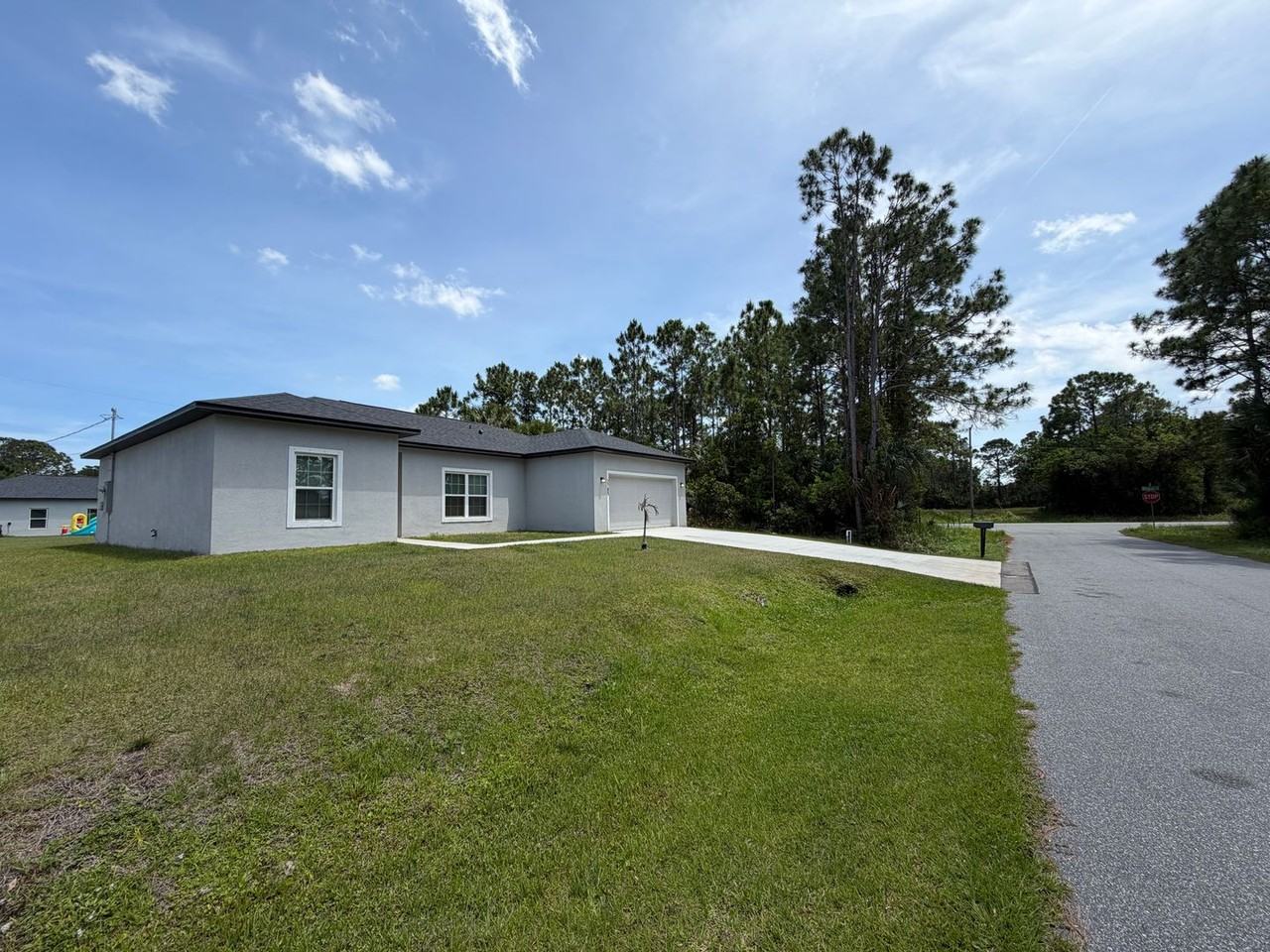 2785 Gabboys Ave Se - Photo 3 of 26