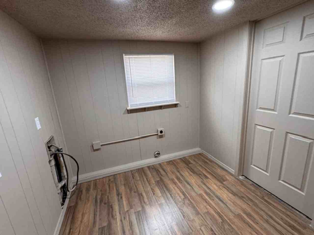 608 Sw 13th St - Photo 3 of 15