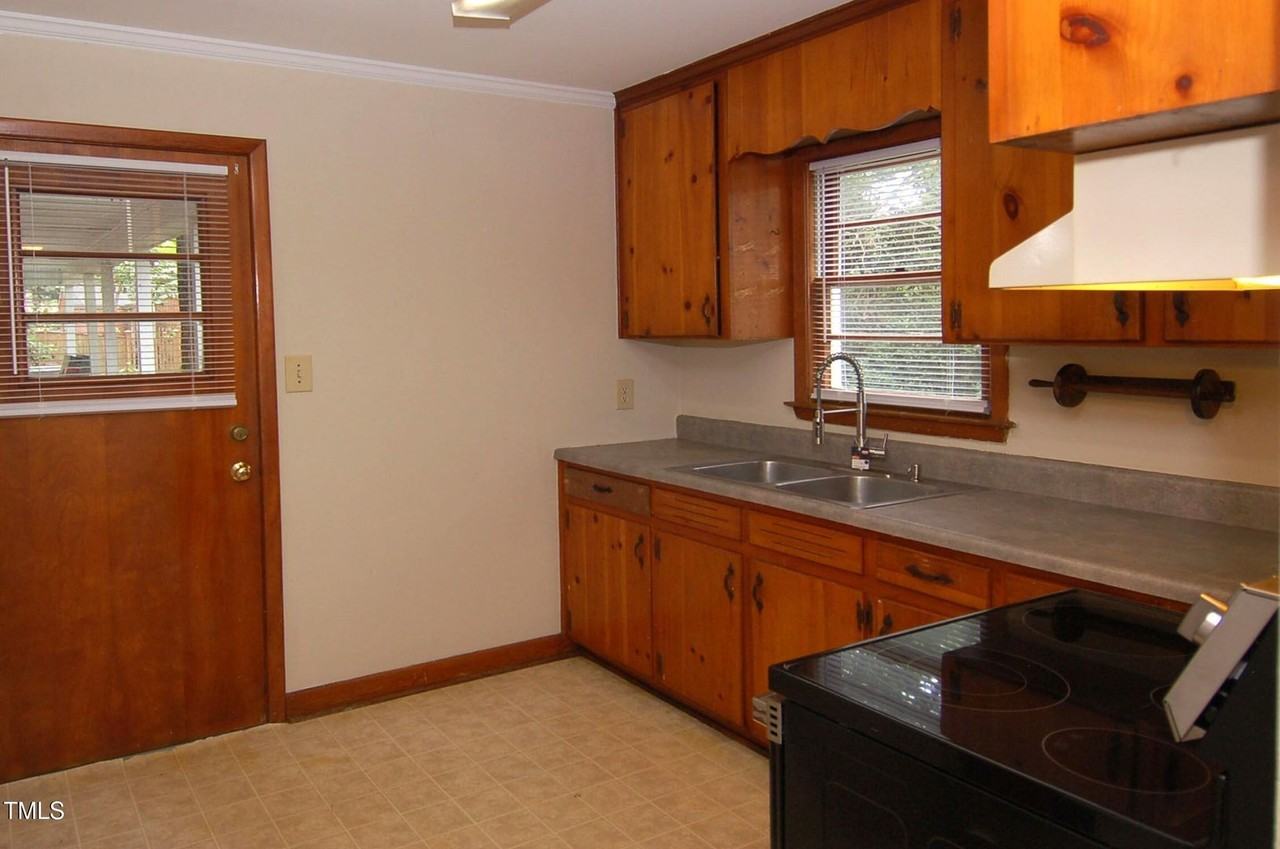 3206-3210 - Photo 7 of 24
