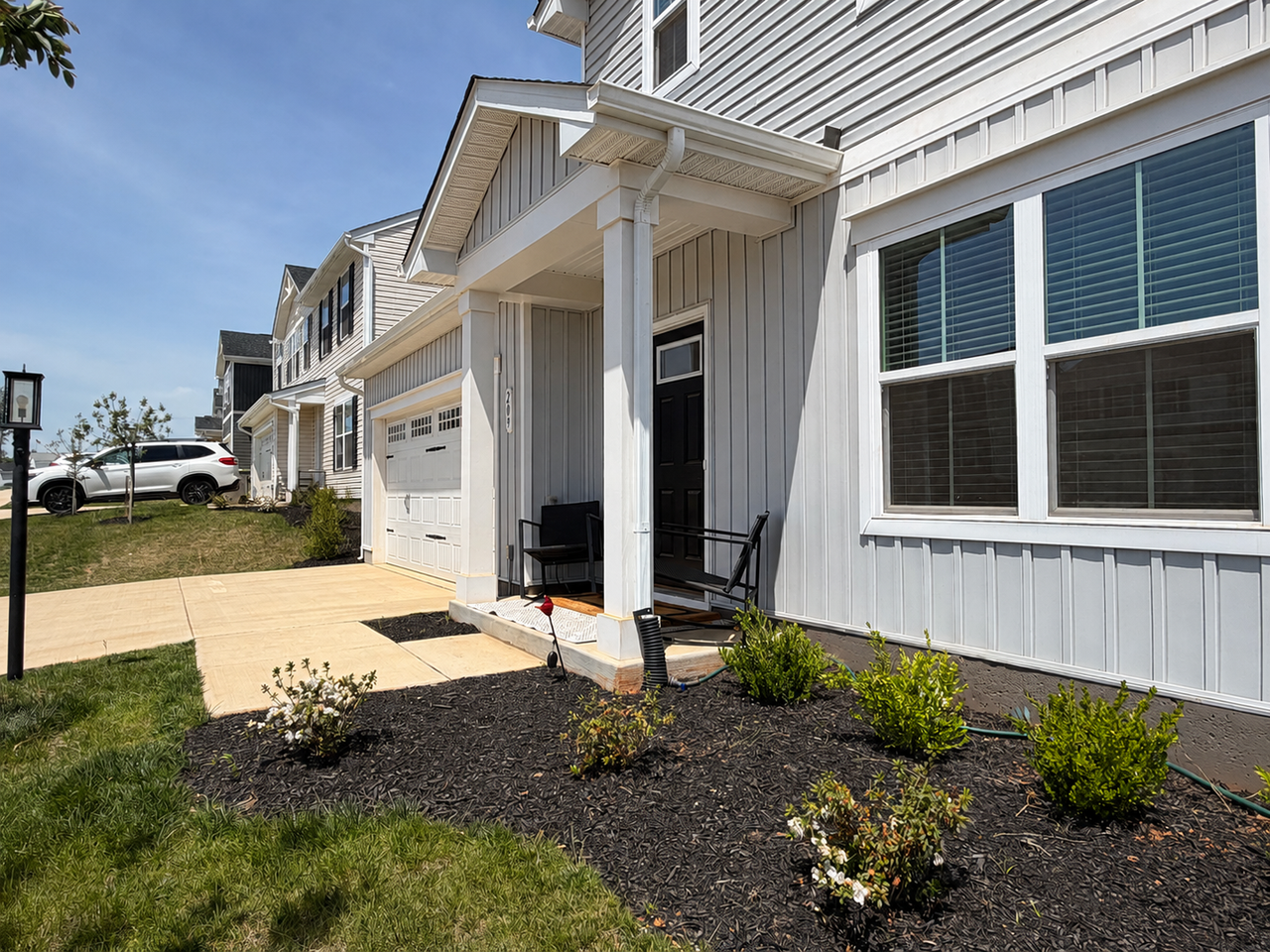 209 Arches Ln - Photo 2 of 49