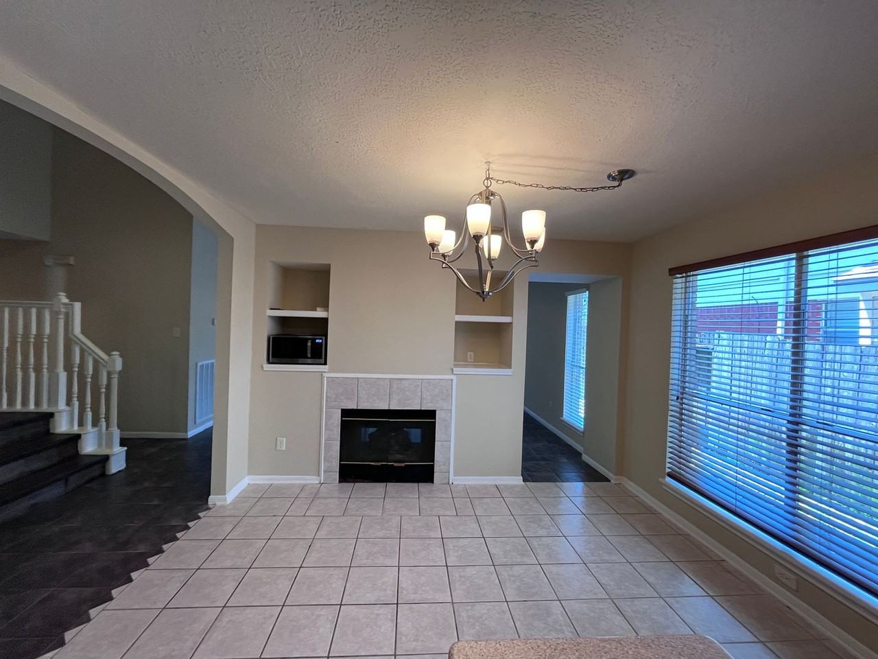 12827 Fox Arrow Ln - Photo 4 of 22