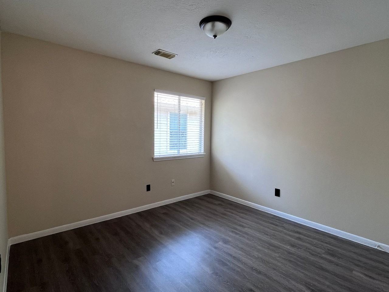 12827 Fox Arrow Ln - Photo 5 of 22