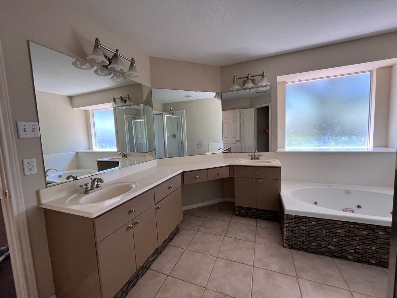 12827 Fox Arrow Ln - Photo 7 of 22