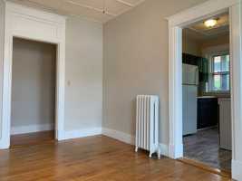 featured image of 10 Kent Ave