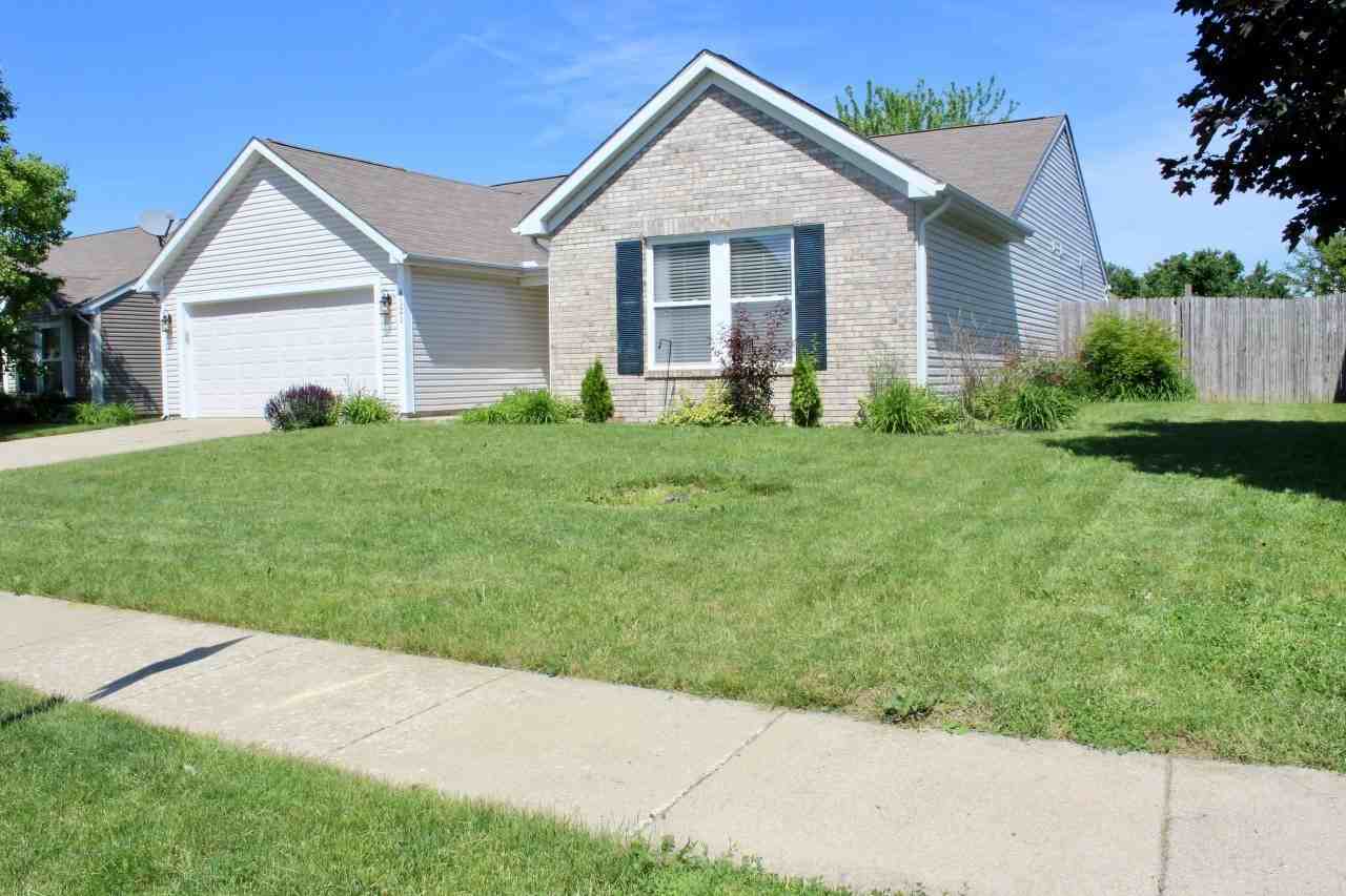 4121 Langley Dr - Photo 3 of 34