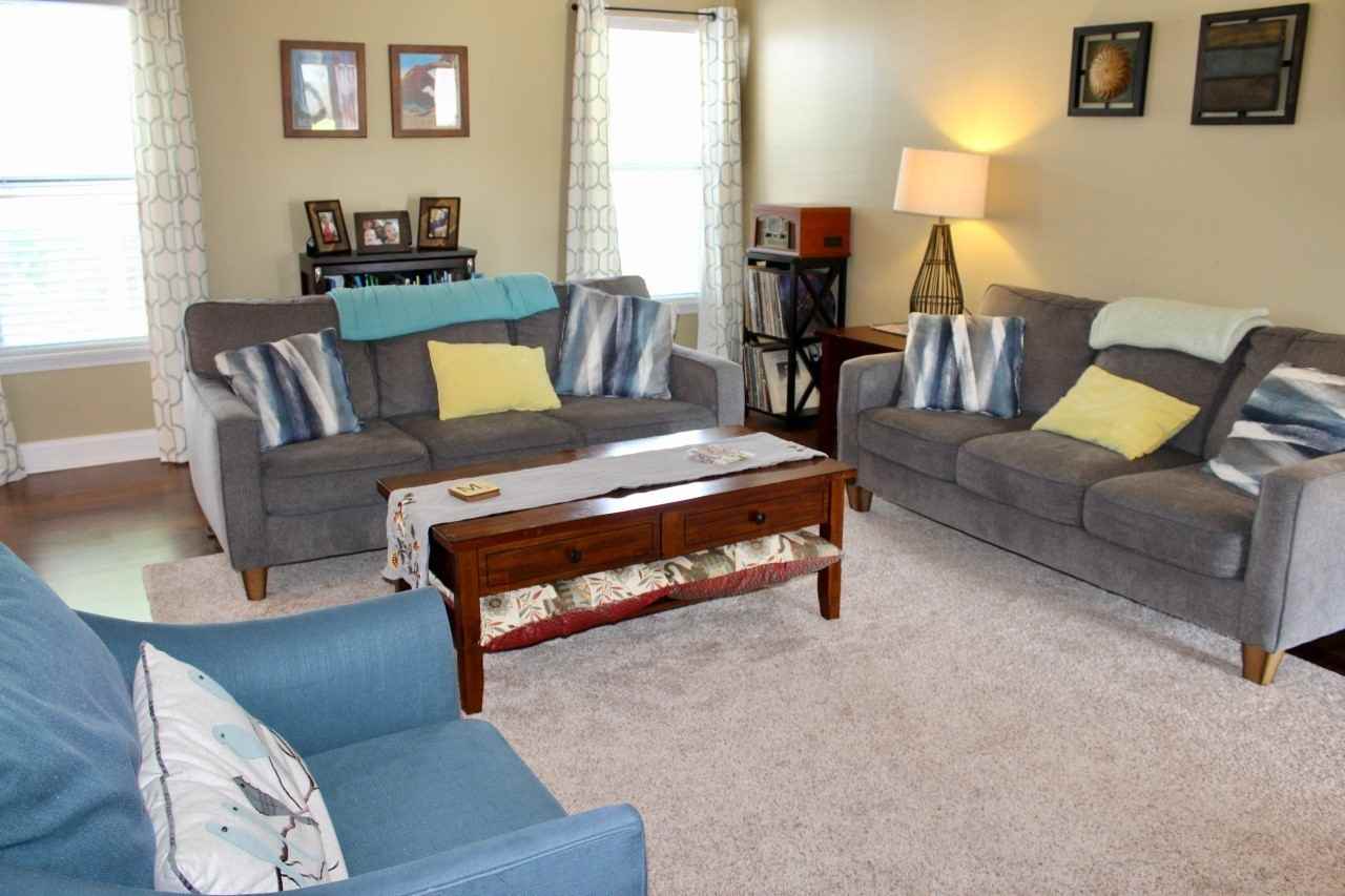 4121 Langley Dr - Photo 4 of 34