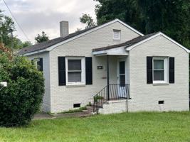 featured image of 2106-A Elvira St