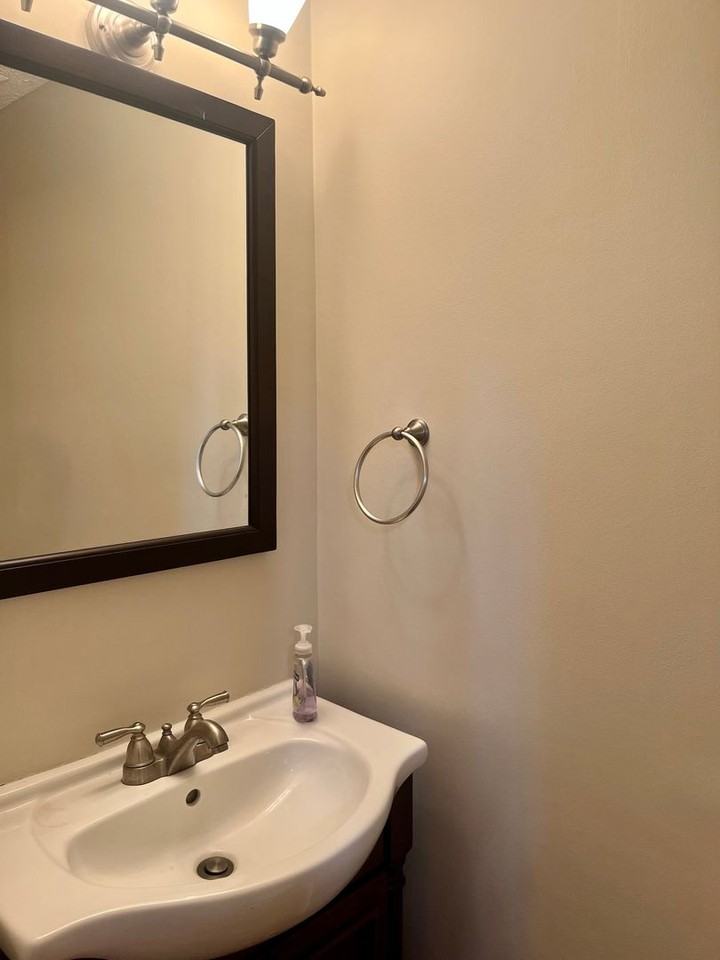 130 Long Meadow Ct - Photo 7 of 26