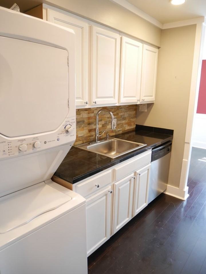 8369 Montgomery Run Rd - Photo 7 of 20