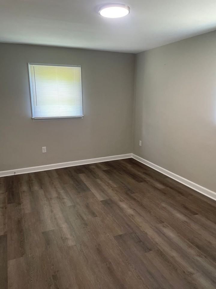 122 Dellabrook Rd - Photo 6 of 11