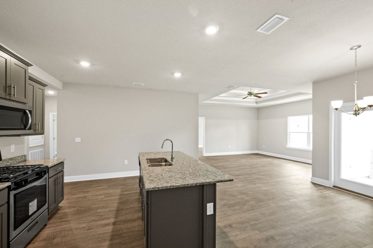 431 Gemini St - Photo 2 of 29