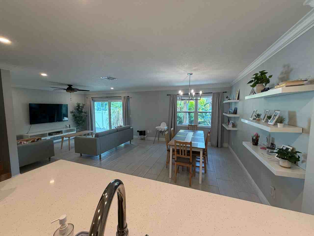 2416 W Chicago Ave - Photo 6 of 31