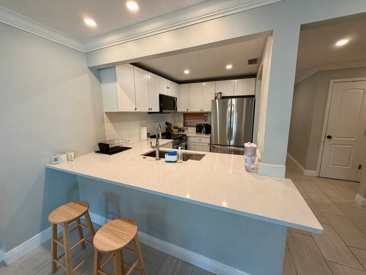 2416 W Chicago Ave - Photo 7 of 31