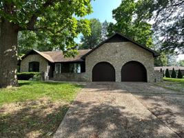 featured image of 4142 Maine St