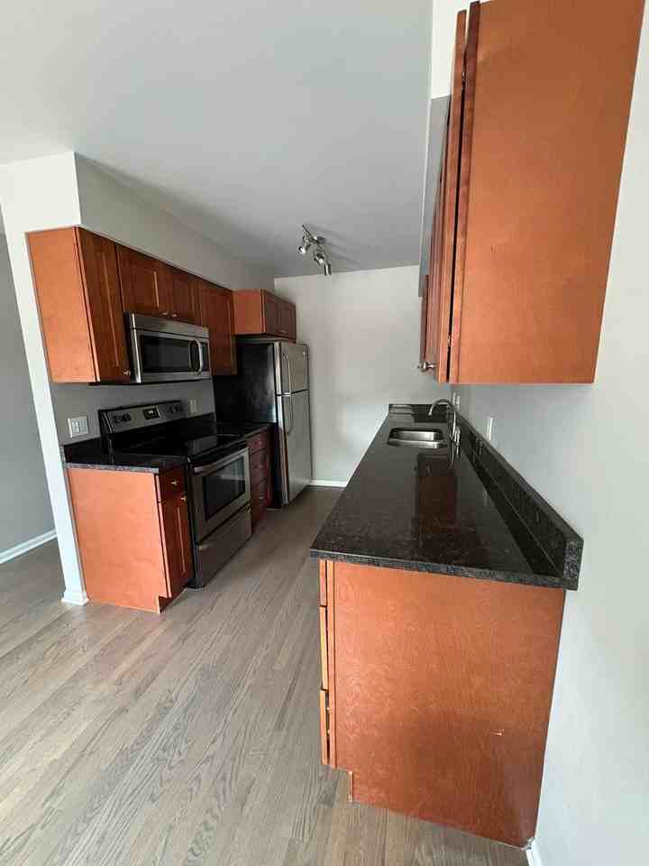 3644 Greenfield Rd - Photo 4 of 27