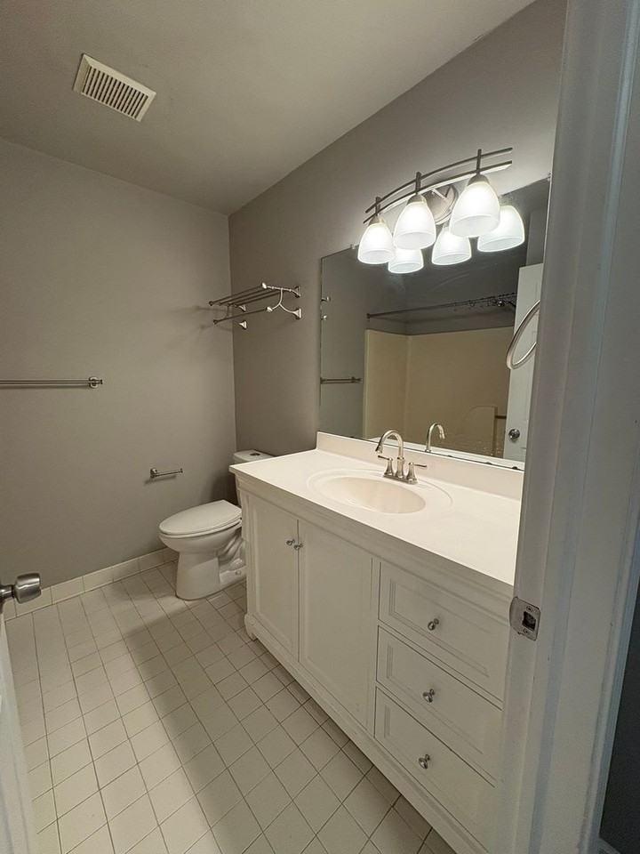 3644 Greenfield Rd - Photo 6 of 27