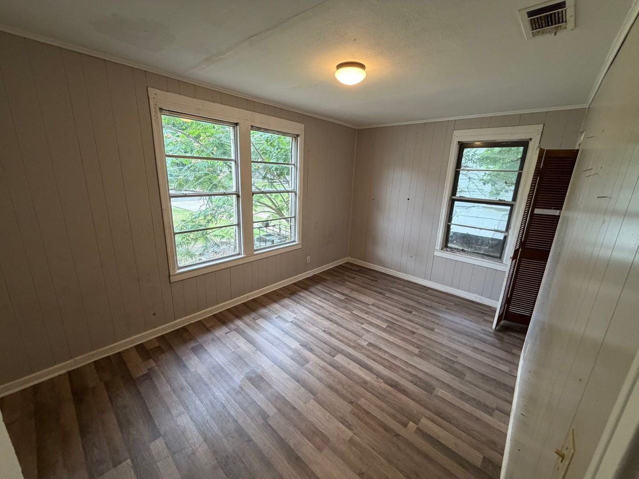 2531 Drexel St - Photo 6 of 12