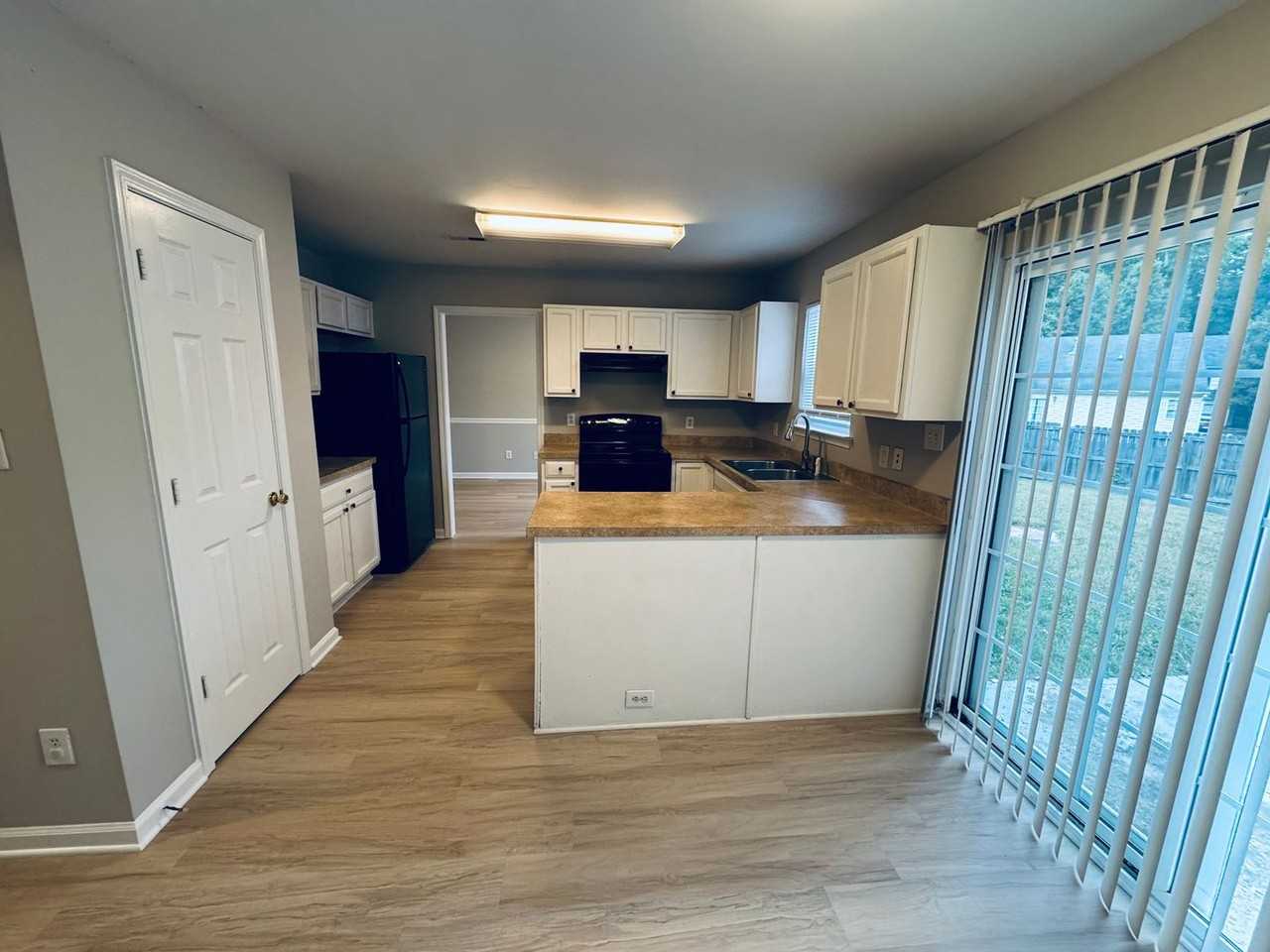 7136 Roaming Path Ct - Photo 7 of 20