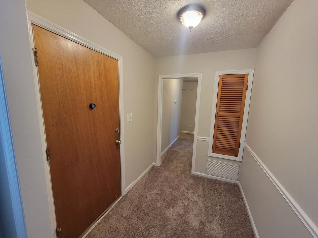 4460 Whisperwood Dr - Photo 2 of 25
