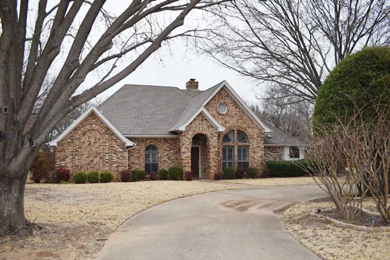 850 Ginger Ct - Photo 2 of 19